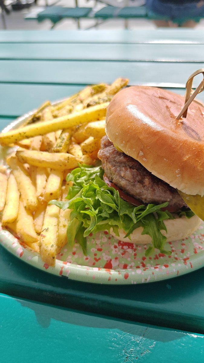 YeeAss's tweet photo. Meal https://t.co/24g5bKwp9D