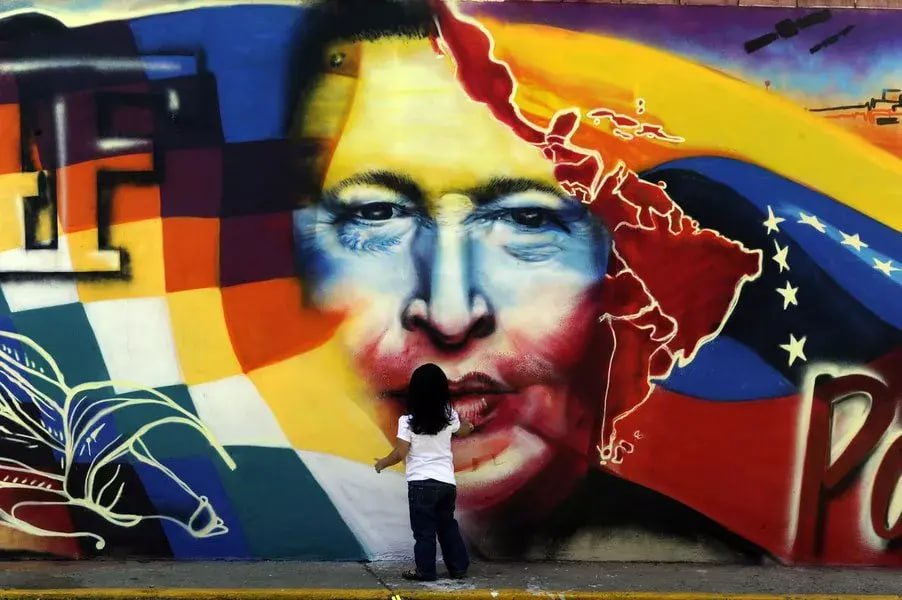 ASovereign30930's tweet photo. The Latin American right—Bukele, Milei, and Kast—has backed the Trump administration and wants to dismantle the Bolivarian regime, creating a strange irony: the right calls Chavismo communist while some leftists call it anti-communist. https://t.co/v2eZJsW7i8