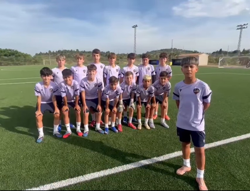 ValenciaBasecom's tweet photo. Comienza mañana LaLiga FC Futures en Vila-real con cambio de formato en las eliminatorias
https://t.co/3zcBYSWao1 https://t.co/hADv8ueapS
