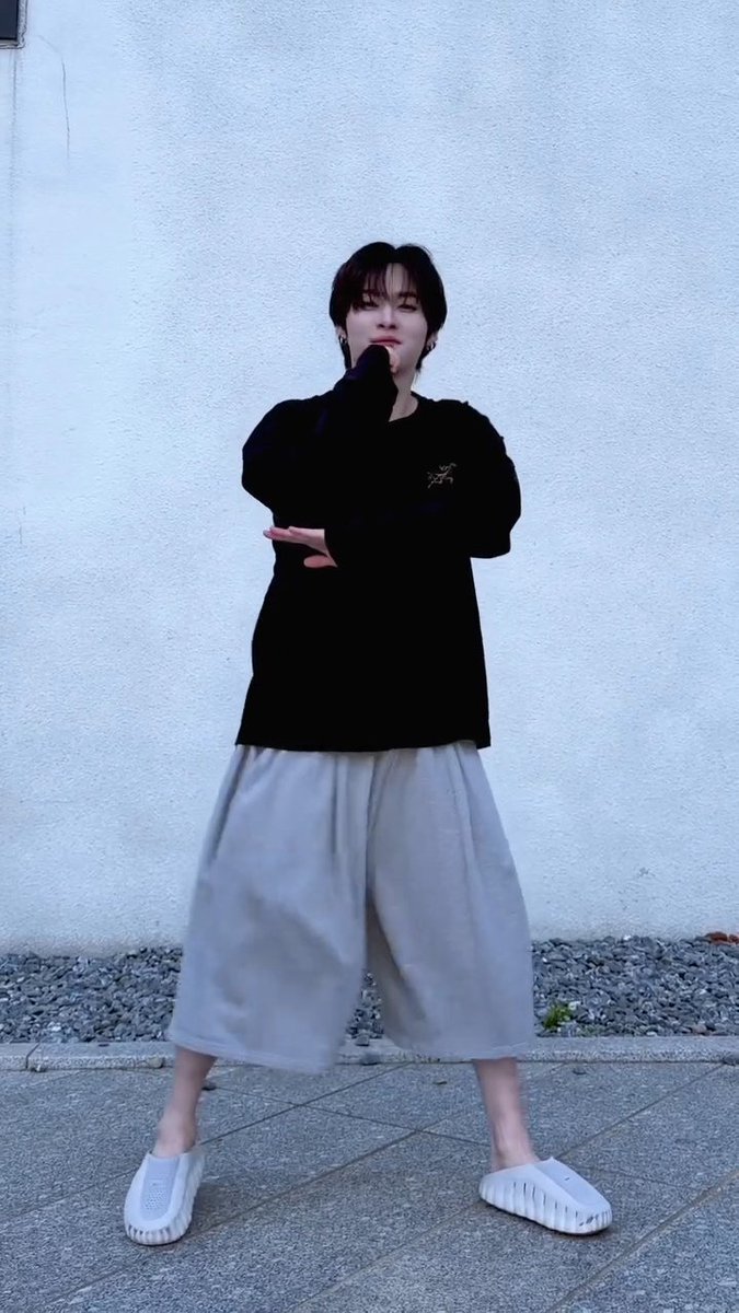 watsonyb66's tweet photo. 리노 챌린지 신발

NIKE
NIKE MIND 001 WHITE OBSIDIAN SPEED RED https://t.co/T0AyxJPQDo