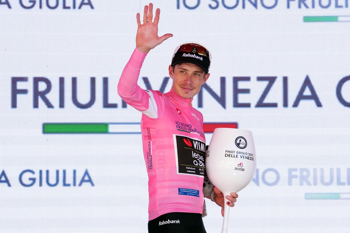 Giro d'Italia tweet media
