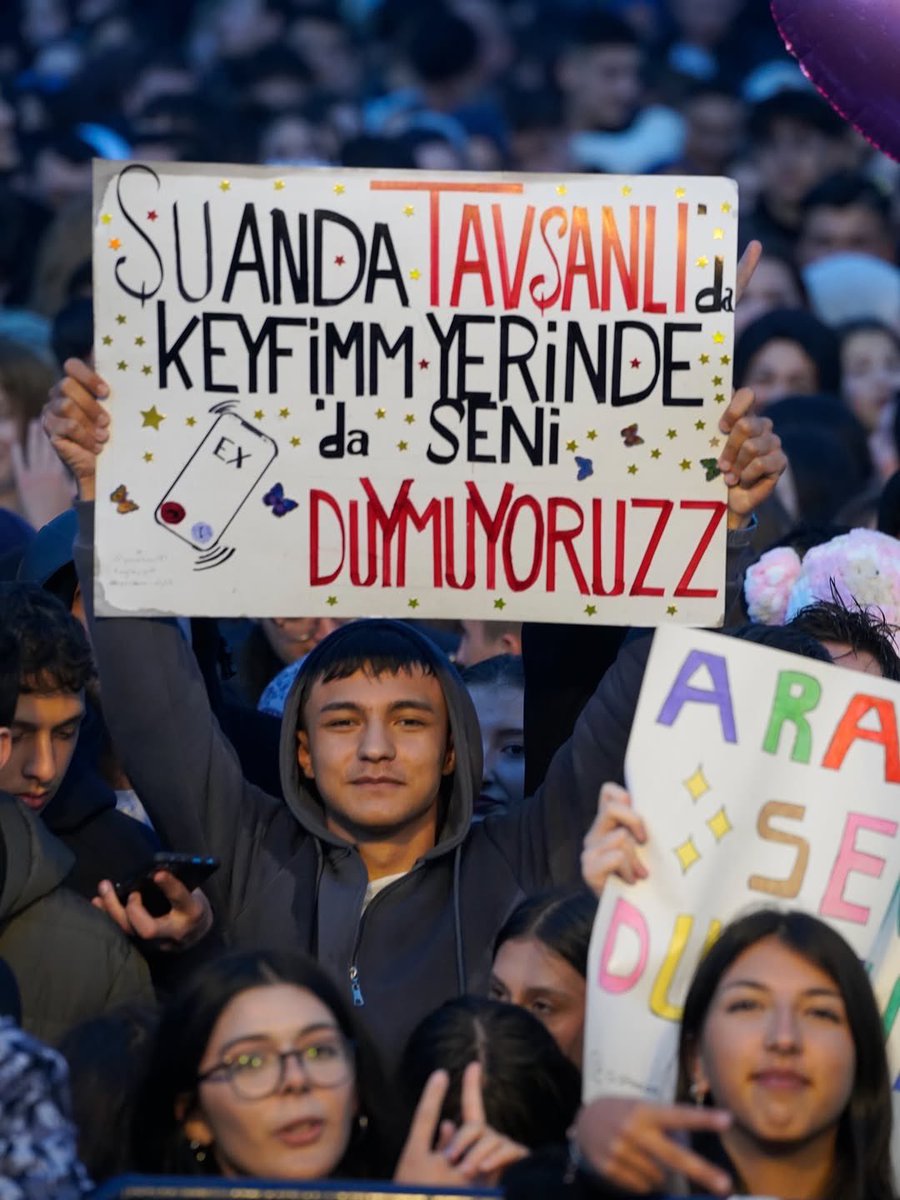 TDemetAkalin's tweet photo. #Kütahya 🎤🤍🔥 @DemetAkalin @TavsanliBld https://t.co/iwjPsOTQmL