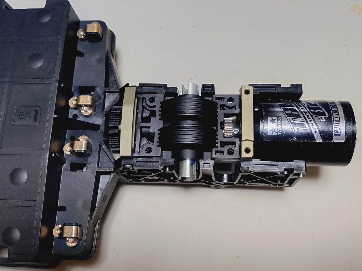右巻きRC tweet media