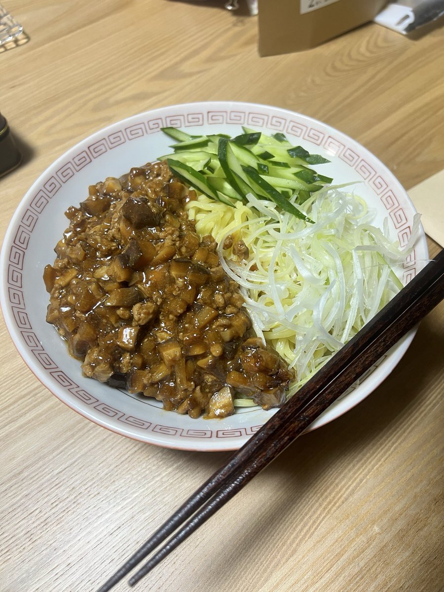 ノジマ tweet media