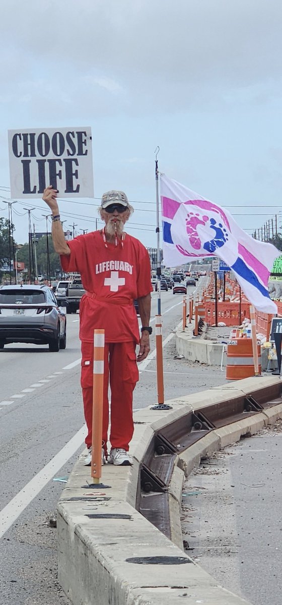 Pro_LifeGuards's tweet photo. ON DUTY US19 RESCUE POST https://t.co/mcbxkyCAmx