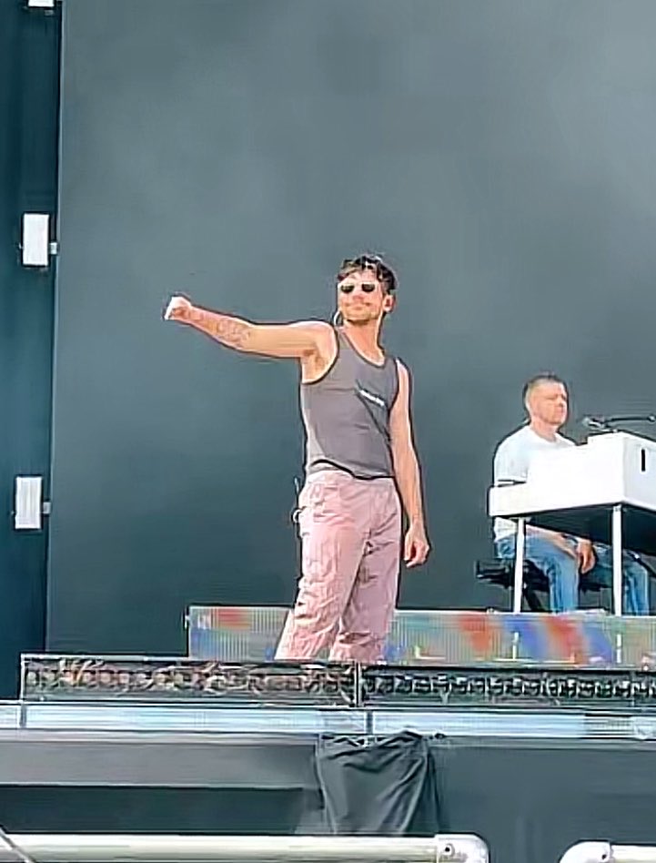 originalmissalg's tweet photo. I missed himmmmm…#BBCBIGWEEKEND https://t.co/Eq4fkr0YSx