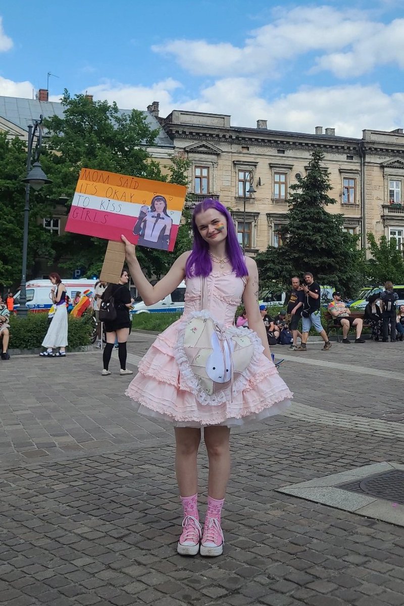 Ola (they/them) tweet media