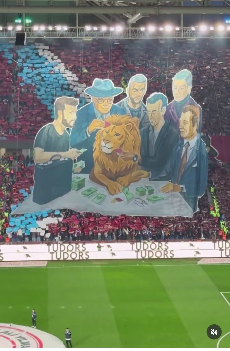 skTayfa1907's tweet photo. @GalatasaraySK Ulan utanmaz emek hırsızları dünya kulübü sizin televizyonunuz yokmu lan, YouTube'den yayın yapıyorsunuz. Bu yıl nerenizi okşatcaksınız.. https://t.co/R6ddng5H15