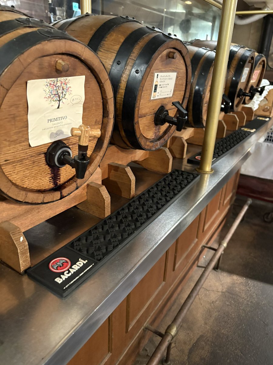 masa7188's tweet photo. ワイン飲み放題にクラフトビールにカクテル飲んでも適切な酔い方して健全に帰宅できる（はず）自分を褒めてあげたい笑 https://t.co/7hzJ8F0IY5