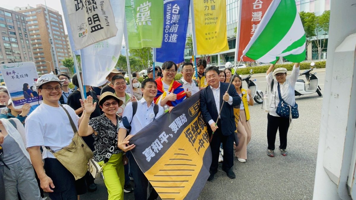 矢板明夫 tweet media