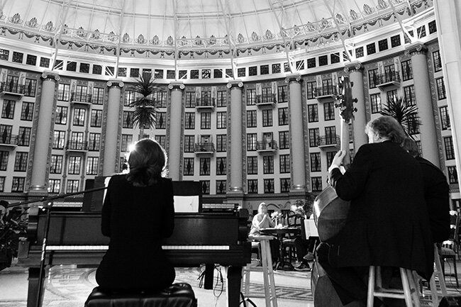 FLR_Entmt's tweet photo. Step into an evening of music spanning nearly a century—featuring everything from jazz trios to piano soloists. 

From big band standards to ’90s favorites, unwind to timeless sounds.

Live Music in the Atrium
Daily 5pm - 9pm
West Baden Springs Hotel

#LIVEatFLR https://t.co/DguAdKMaBl