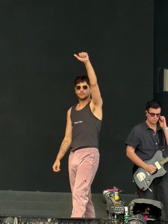 Louis Tomlinson Argentina tweet media