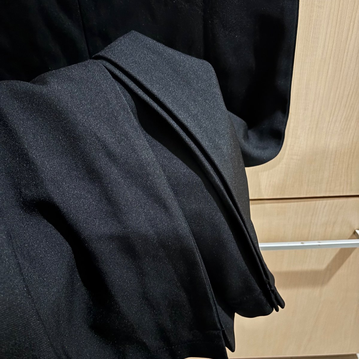 annisdanimin's tweet photo. WTS / WANT TO SELL

Preloved Rok Span Hitam

📌 IDR 45k

Available oren, gratis ongkir✨
- excl admin (disarankan splitpay biar murah)

#prelovedbyannisdanimin https://t.co/evufxFgLla
