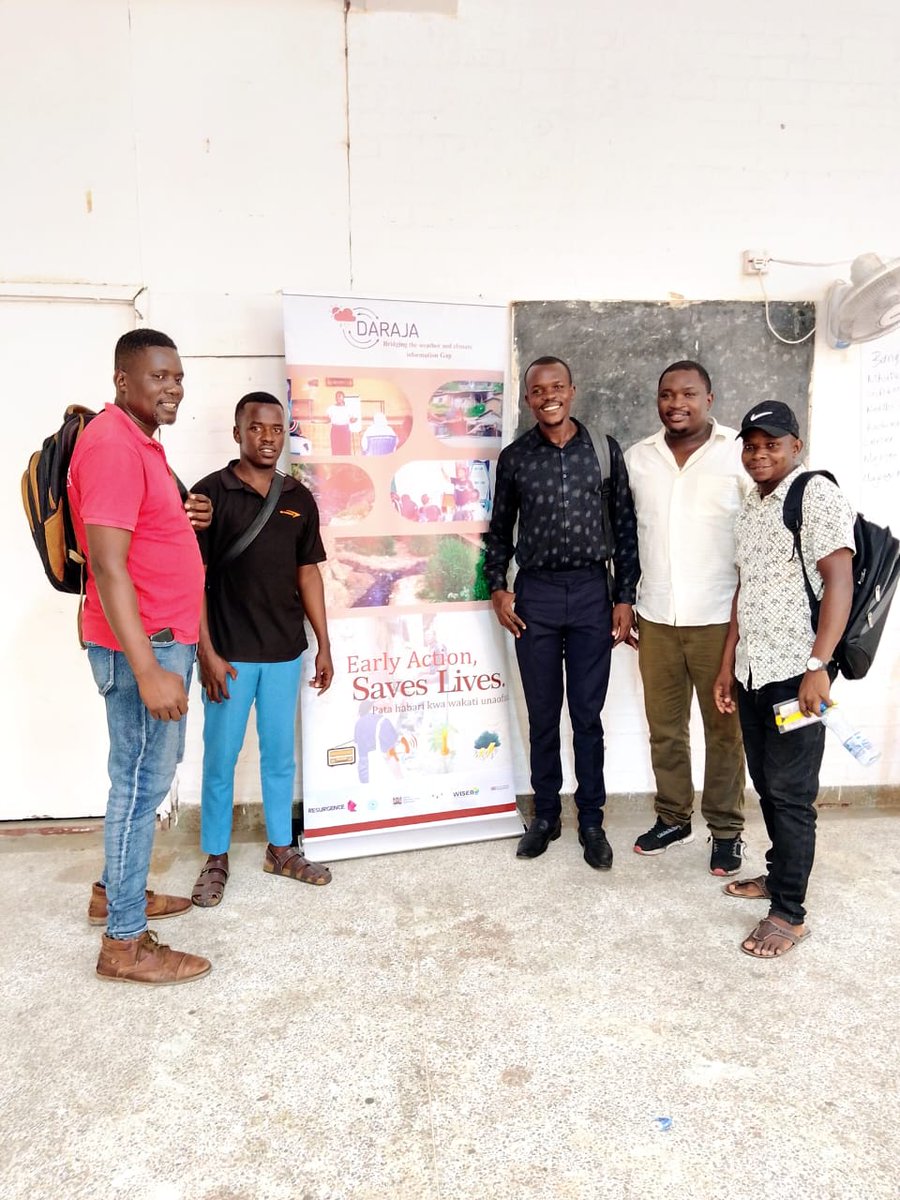 WRAPCBO's tweet photo. WRAP CBO joined the Climate Champions Training under the DARAJA Project by Dream Achievers Youth Organization Kenya. 
Champions from Bangladesh, Chaani &amp; Maweni gained skills on climate preparedness and resilience. 
#WRAPCBO #DayoSpeaks #DARAJAProject #ClimateAction https://t.co/wiZx8chdnL