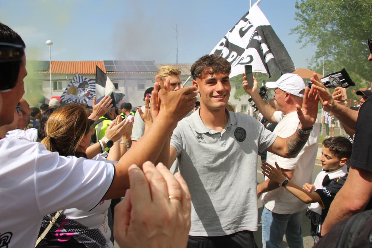 Unionistas de Salamanca CF tweet media