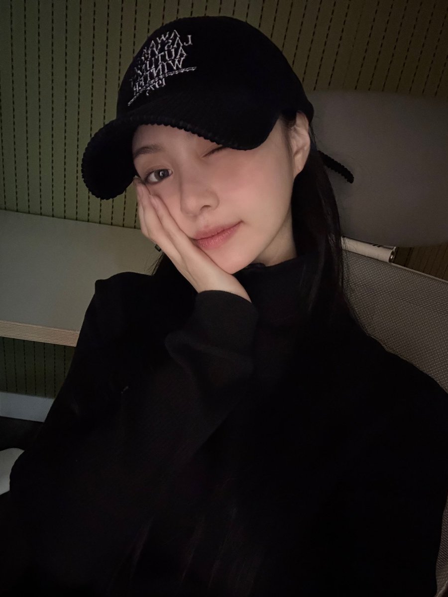 unchildskr's tweet photo. 연습생 이본이 너무예뽀다.. https://t.co/iSLv9ocVvS