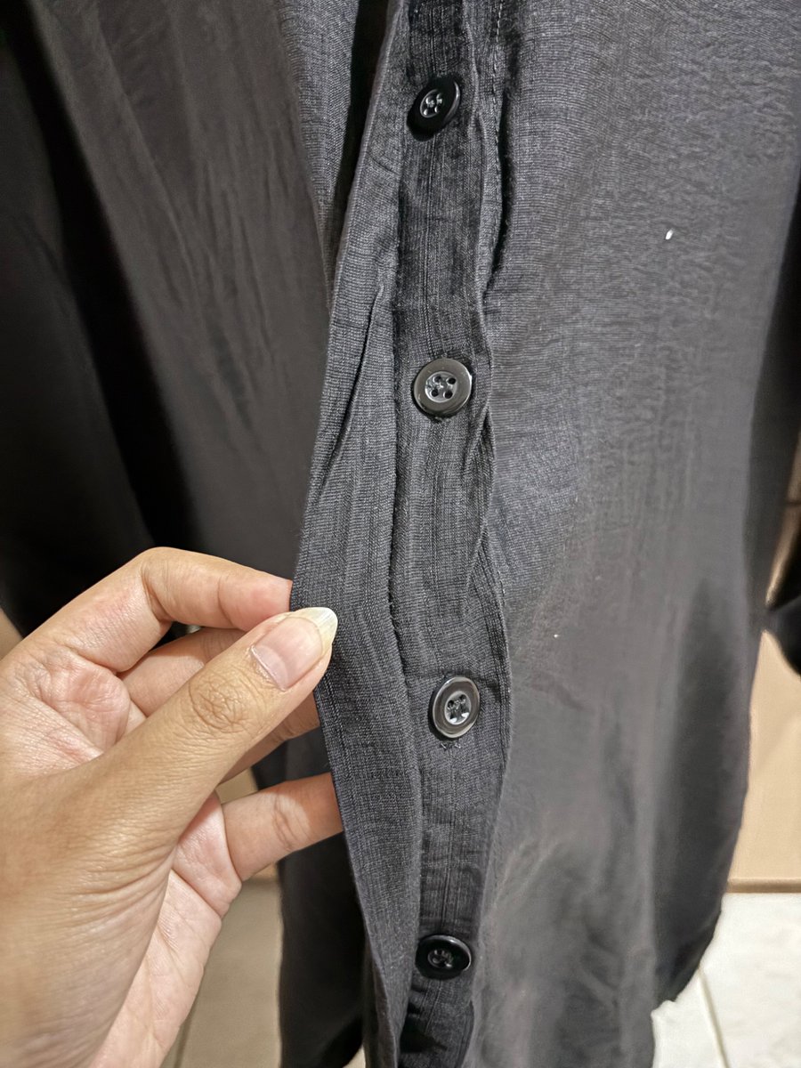 annisdanimin's tweet photo. WTS / WANT TO SELL

Preloved Kemeja Hitam

📌 IDR 35k

Available oren, gratis ongkir✨
- excl admin (disarankan splitpay biar murah)

#prelovedbyannisdanimin https://t.co/TXq8kHgiGJ