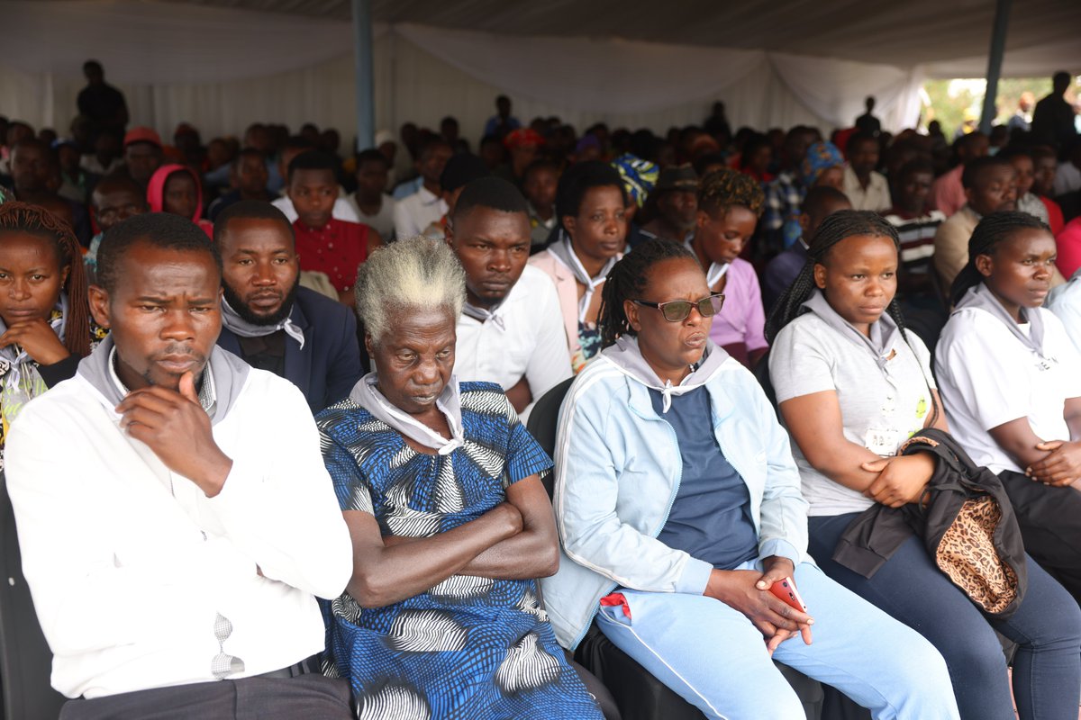 rulindodistrict's tweet photo. Hon @BitunguramyeD yashimangiye ko #kwibuka32 imiryango yazimye kubera Jenoside Yakorewe Abatutsi ari umwanya wo gutekereza kumibereho y'intwaza n'abandi barokotse Jenoside ndetse no gukomeza kurwanya ingengabitekerezo ya Jenoside ihakana n'ipfobya rya Jenoside yakorewe Abatutsi https://t.co/EFL5bh1hjm