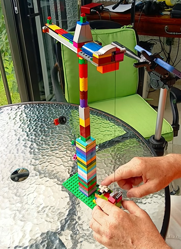 OksanaTenman's tweet photo. Lego Classic 10696 Crane 🤔 How to Build from Lego Classic 🏗 Tutorial https://t.co/LeWyKNmFKb #LegoClassic #lego10696 #yuriytenman #yuriytenmanlego #legobuildday #legomoc #moc #legofan #mocs #legomocs #legofan #legoafol #afol #legoaltbuild #alternativebuild #Lego https://t.co/uD4HYFYuL3