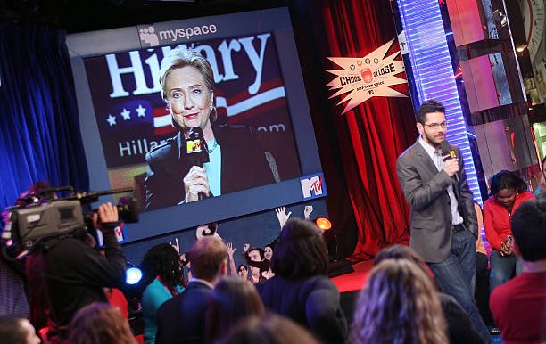 RoseTheRoseThe's tweet photo. MTV/MySpace's "Closing Arguments" Presidential Forum https://t.co/ChzILhUymI