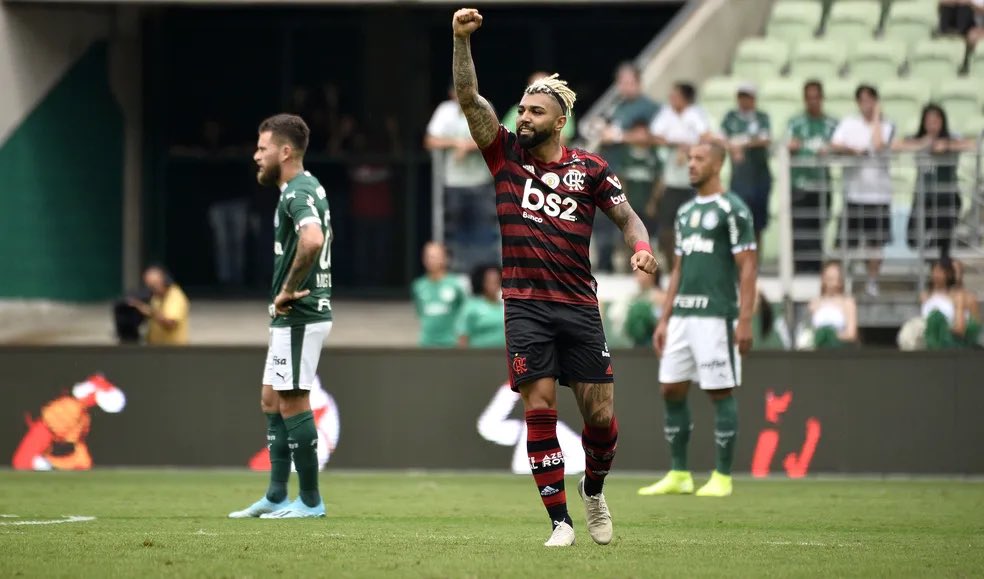 CRFStatContador's tweet photo. Maiores artilheiros do Flamengo contra o Palmeiras:

1️⃣ Pedro - 8 gols
1️⃣ Arrascaeta - 8 gols
1️⃣ Gabigol - 8 gols
1️⃣ Dida - 8 gols
5️⃣ Henrique Frade - 7 gols
6️⃣ Caio Ribeiro - 5 gols
6️⃣ Romário - 5 gols
6️⃣ Tita - 5 gols

Pedro pode se isolar como maior artilheiro do confronto. https://t.co/coGFOIBPD0