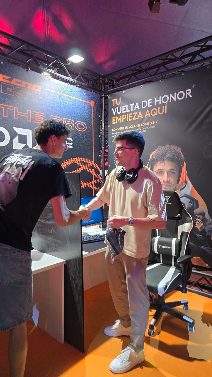 PcComponentes tweet media