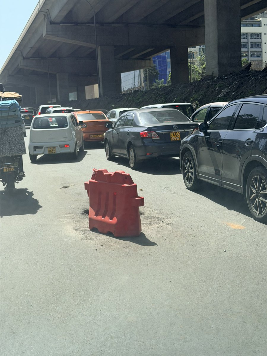 georgenjoroge_'s tweet photo. UPDATE: 48 hours after this tweet went up they’re fixing it.
But don’t celebrate yet.
Watch this space. In 3 months, the same pothole returns.
The same tender goes out.
The same people eat.
We will remember. We will post again.
@KeNHAKenya #CentralFocus https://t.co/Vgl5A5oDco