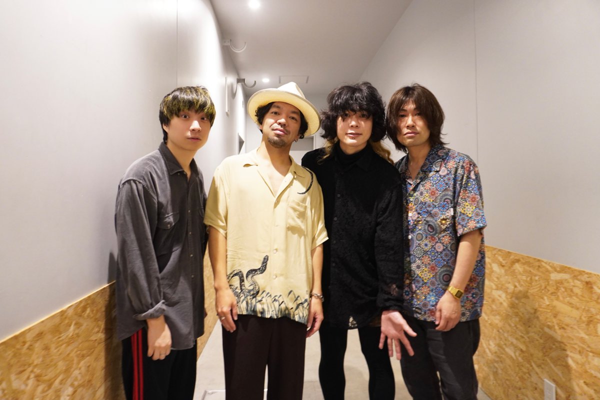 「zero-infinity」限定Tシャツ　Lサイズ　クリープハイプ　小川幸慈 zero-infinity」限定Tシャツ Lサイズ クリープハイプ 小川幸慈 【公式