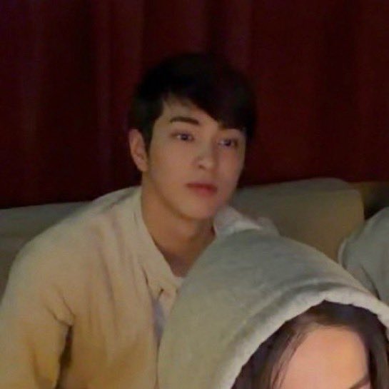 쿠 tweet media