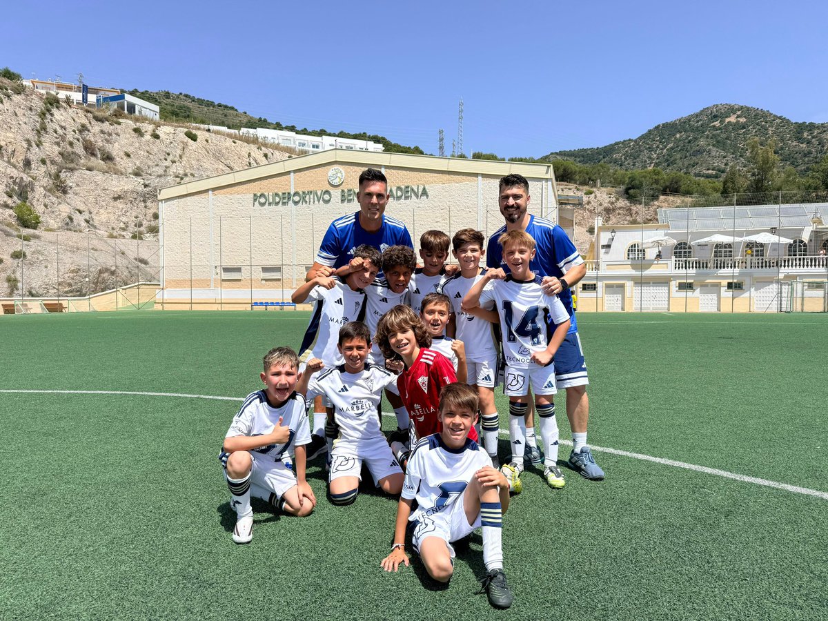 CanteraMFC's tweet photo. 💥¡¡ Victoria a domicilio del Prebenjamin 🅰️ 3ªAndaluza!! 

▶️ Jornada 2️⃣8️⃣

2️⃣ CD Asociación Benalmádena 
8️⃣ Marbella FC

⚽️⚽️ M. Kidane
⚽️⚽️ Matheo
⚽️⚽️ Unai 
⚽️ Juan
⚽️ Aday

⚪️ #MarbellaFCTalents https://t.co/1DX8YBe8AP