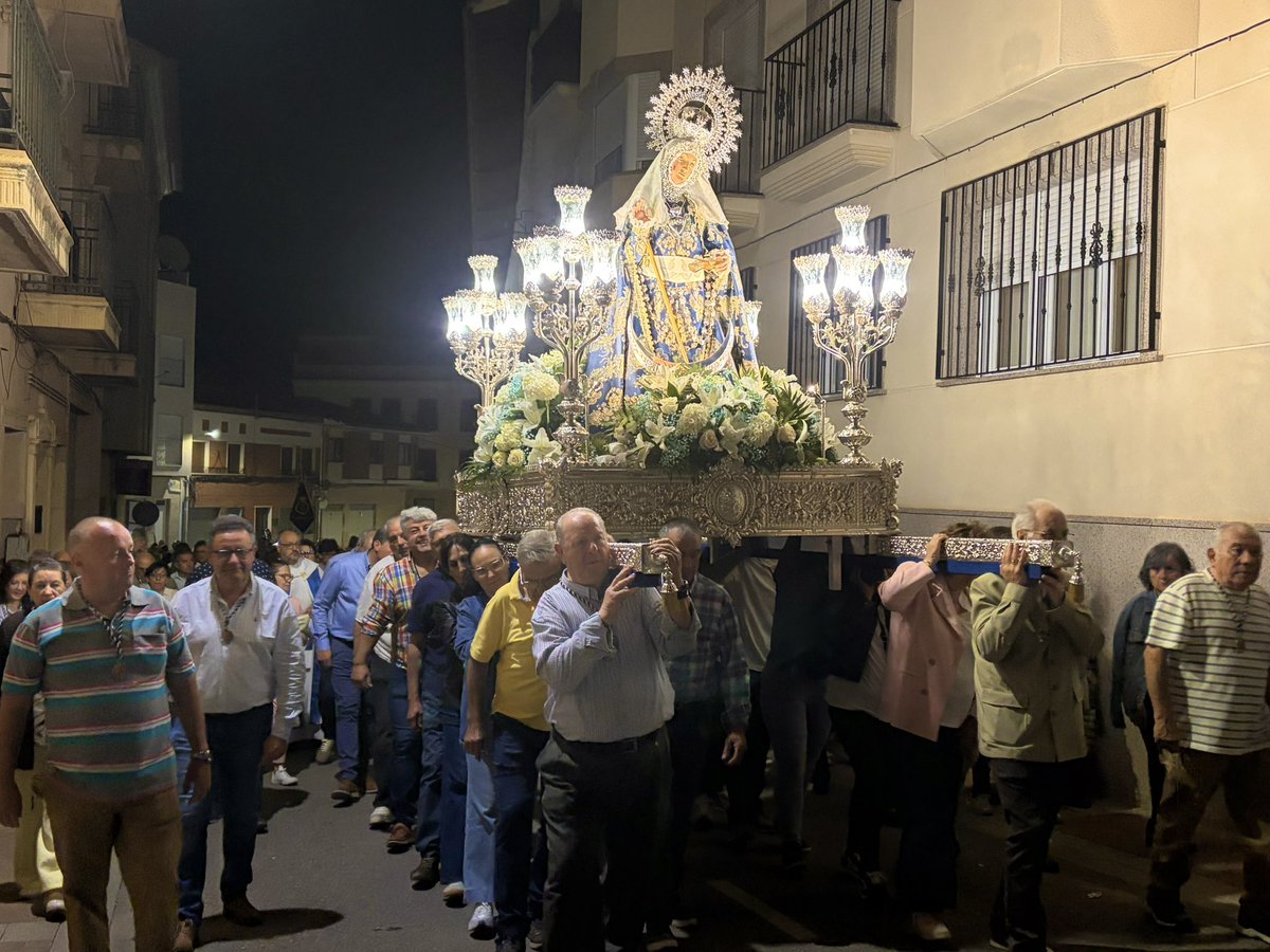 Hermandad de Jesús Coronado de Espinas de La Roda tweet media