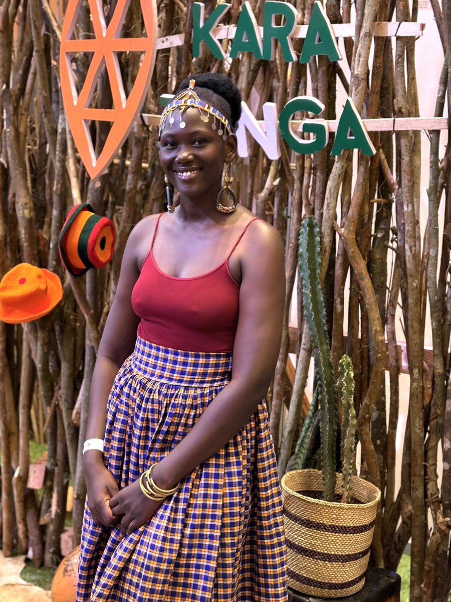 QueenAkidi's tweet photo. Omweso will always be my favorite board game. I had an amazing time playing with Mr. Juma yesterday. 

An interesting fact about Omweso is that it was traditionally played only by men, so much so that the specific "winning move" is known as akakyaala in Luganda 
#POATE2026 https://t.co/wSCWkxZTmY