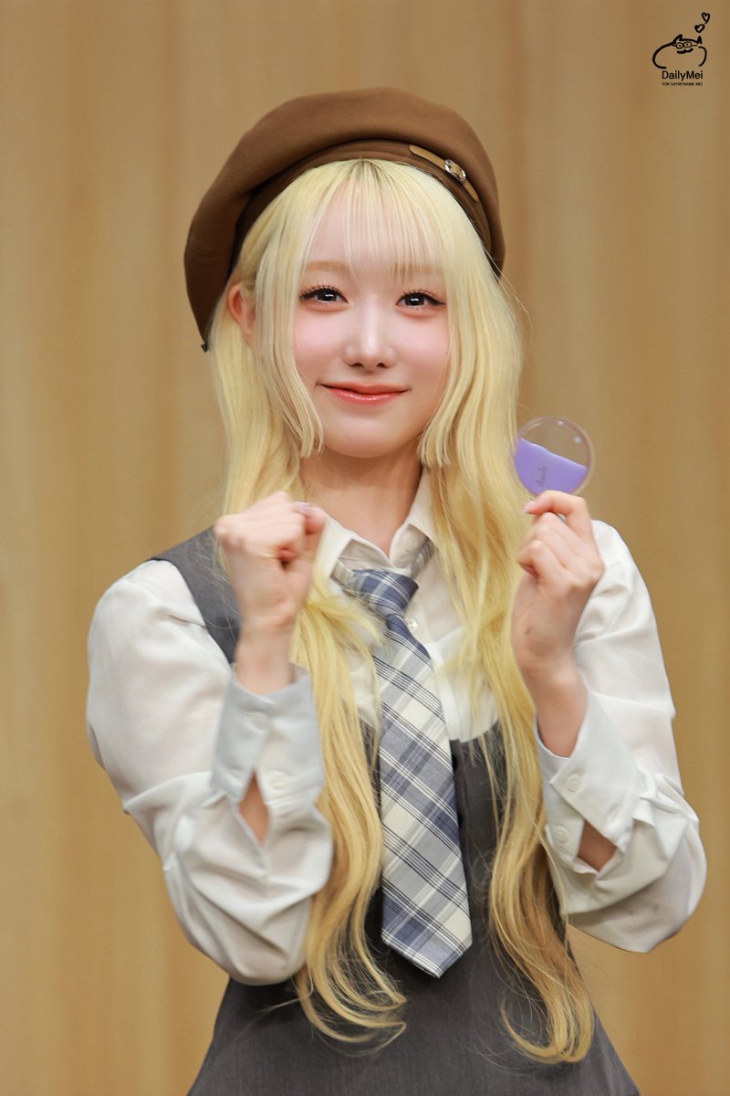 DailyMei_0927's tweet photo. 260523 HQ

#세이마이네임 #SAYMYNAME
#메이 #MEI #メイ
#SMN #セマネ https://t.co/rj5UfOGLSM
