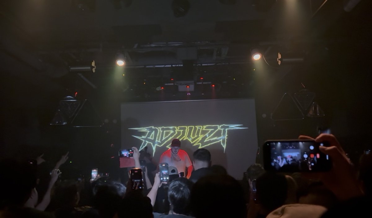 Overarchz's tweet photo. 日帰り弾丸東京ツアー無事完了 https://t.co/wpwynEiHFl