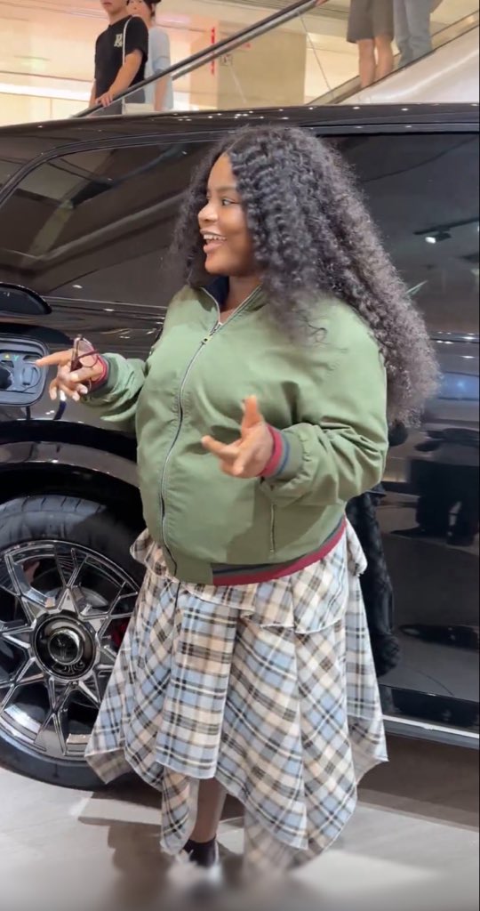 Peace Ighodaro💛 tweet media