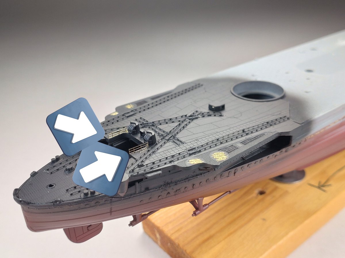 fuusanhobby's tweet photo. 艦底色塗りましたので、持ち手君に固定。アンカーチェーンは、金属に変えますので削り落とし。後部エッチング付け忘れもありましたので、取り付け（^ω^）
#ピットロード #pitroad #日本海軍 #IJN #大和 #YAMATO #scalemodel #plasticmodel https://t.co/5O269ro4FH