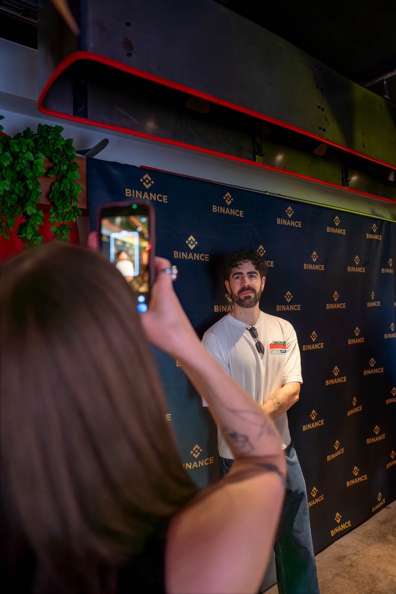 Binance España tweet media
