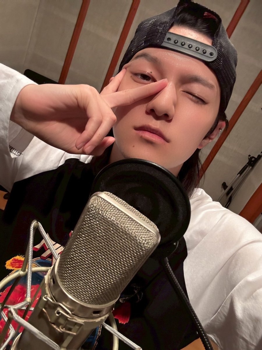 oneoreight__'s tweet photo. ヤッホー1DERZ！
今日はレコーディングしてきたよ！
来週26日のDayDay.見てね！✌️

#1OR8_DayDayドリフト
#DayDay.
#ONEOREIGHT
#1OR8
#TSUBASA https://t.co/OAZen80WnW