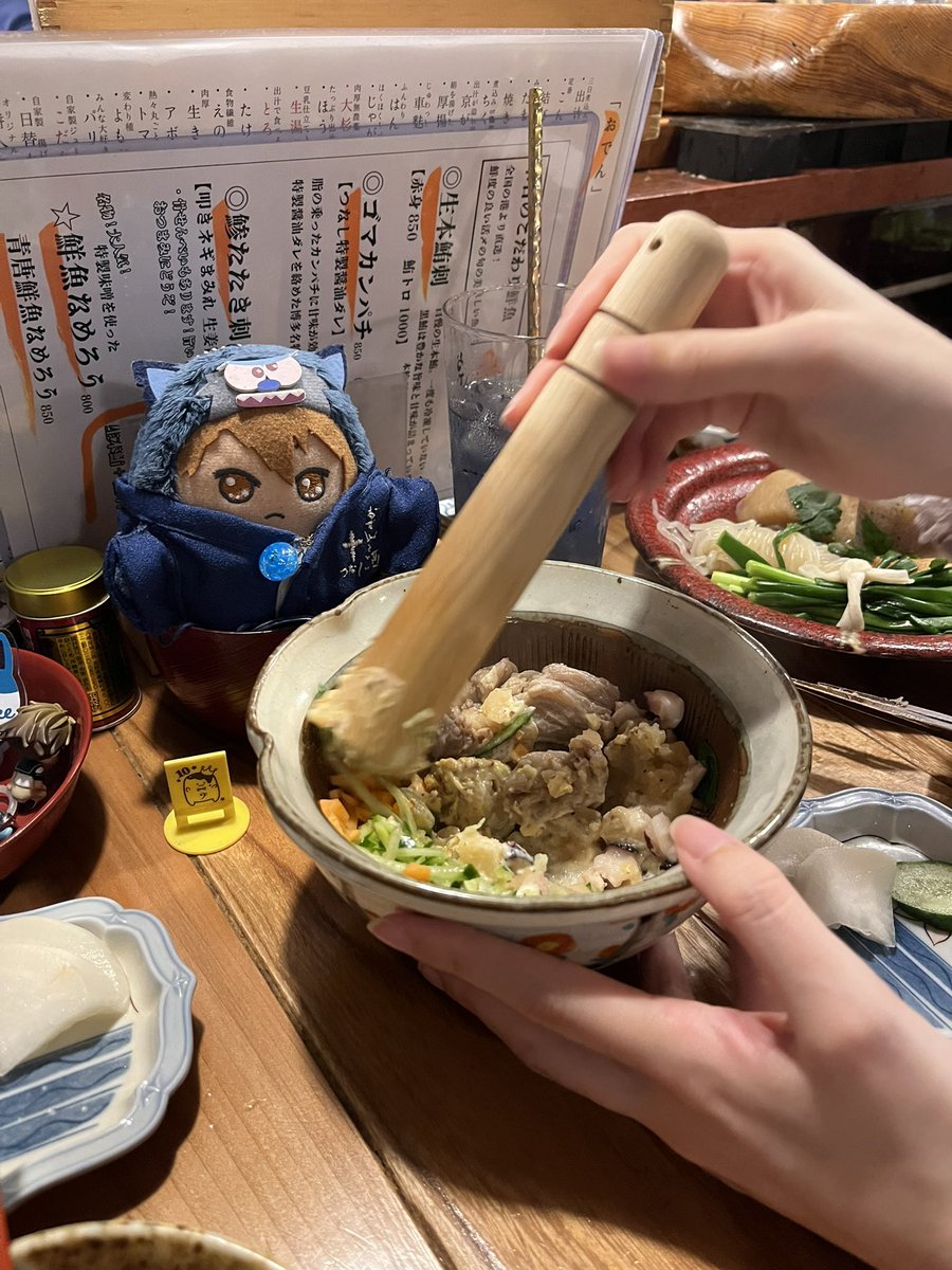 nyoooon_'s tweet photo. 念願の十さんに行ってきた🍢龍之介のグッズたくさん出してきてくださり感激 めちゃくちゃおいしたのしでした どろちゃんありがとう👯‍♀️ https://t.co/uEL7CjhAw4
