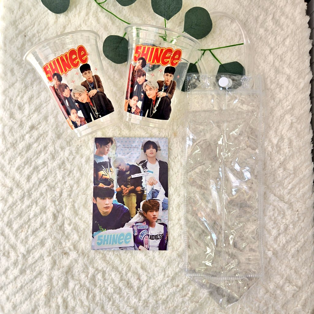 明日も @hello5SHINee 様主催 SHINee デビュー18周年記念イベントを