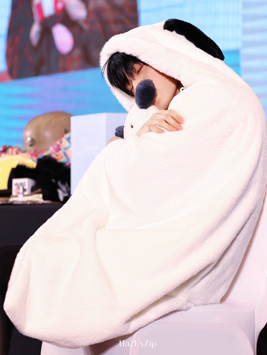 Ha2UxZip's tweet photo. #도겸 #DK
#세븐틴 #SEVENTEEN https://t.co/l73Xfakvj4