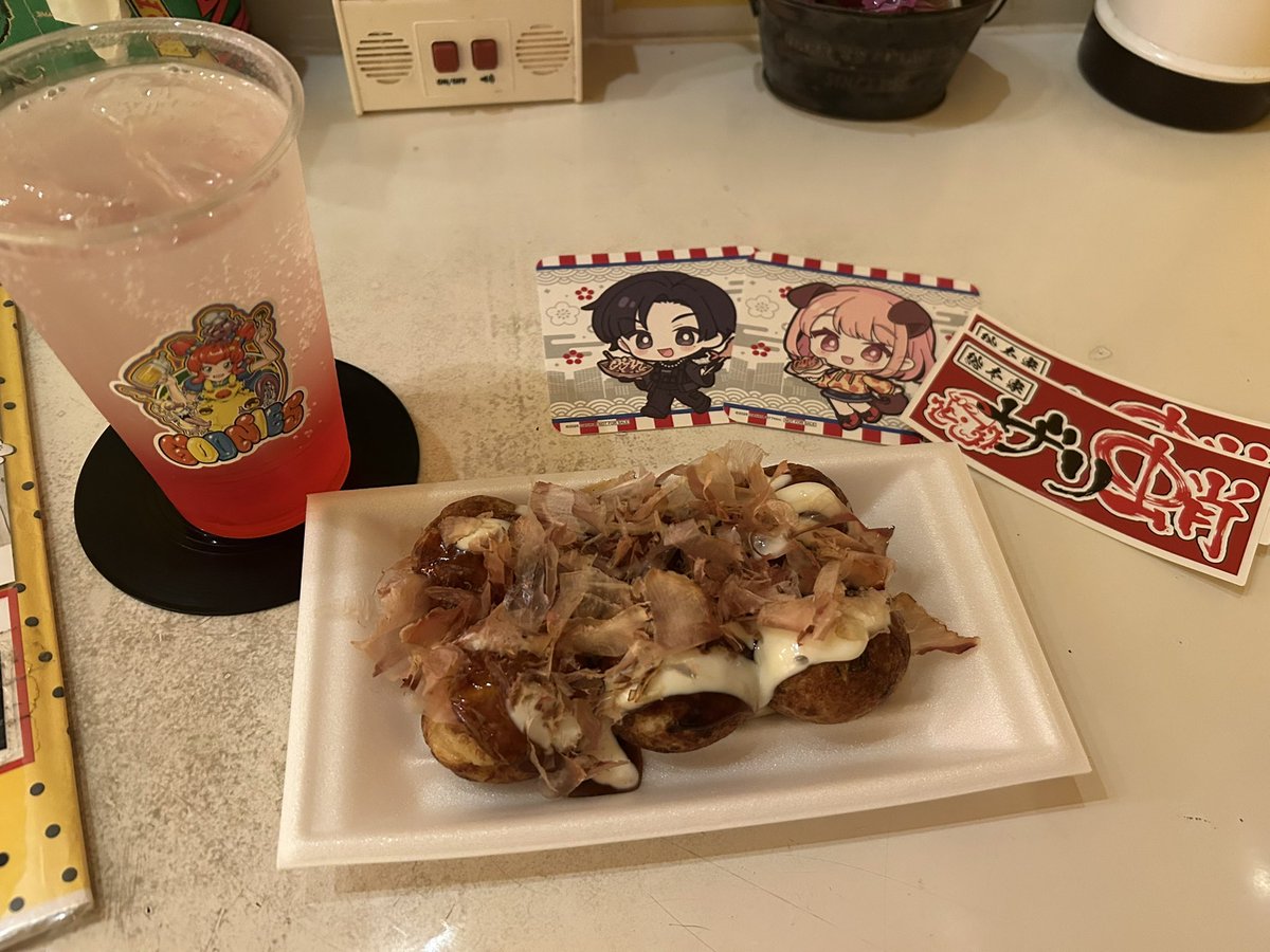 _CCChanko's tweet photo. はじめてのストグラオフイベ。楽しすぎた。たこ焼きハシゴ。 https://t.co/KBEsQux09H