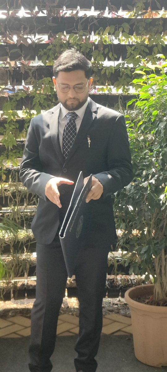 HydrabadeVishal's tweet photo. #convocation #icai CA Vishal Balaji Hydrabade https://t.co/UVkFTBJDDw