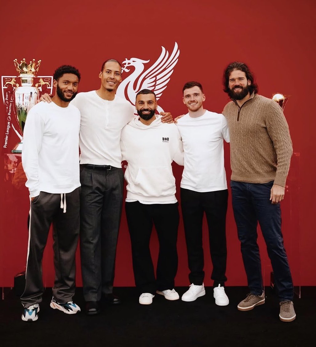thisismehul_'s tweet photo. Genuinely it could be the end of an era by the start of next season if Alisson and Gomez leave during the summer as well 😢😢 https://t.co/APyZiHyprU