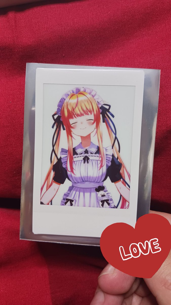 ねねち🍑メイド衣装チェキ届いたよ～！！ 今回は妖精さんスリーブに