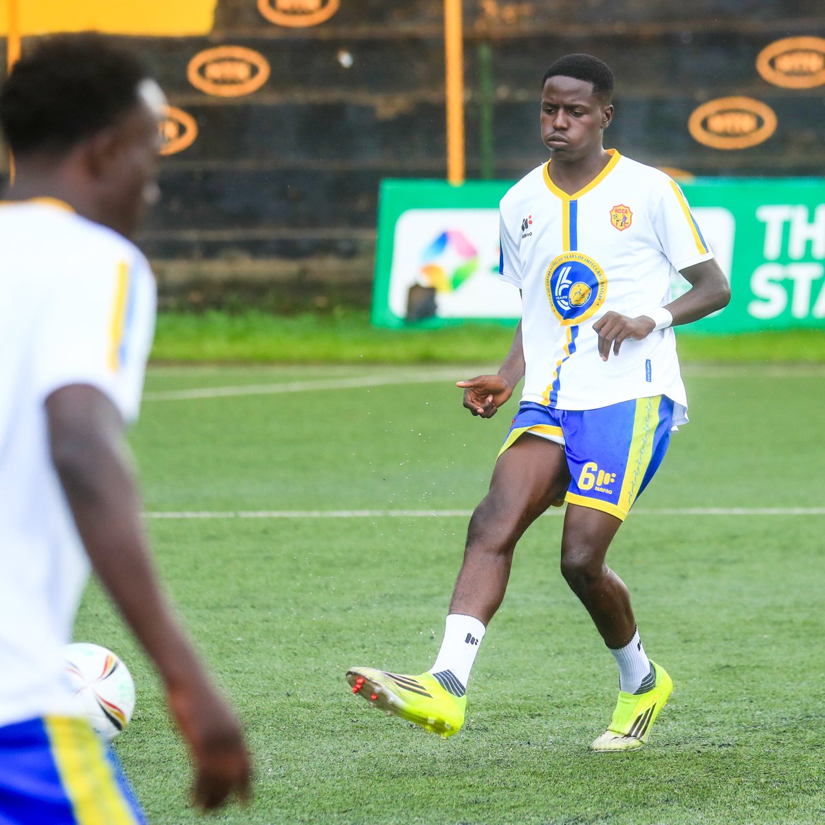 KCCAFC's tweet photo. Warm-ups
#KCCAFC #KCCAMBA #StarTimesUPL https://t.co/Ewbhfy3p6N
