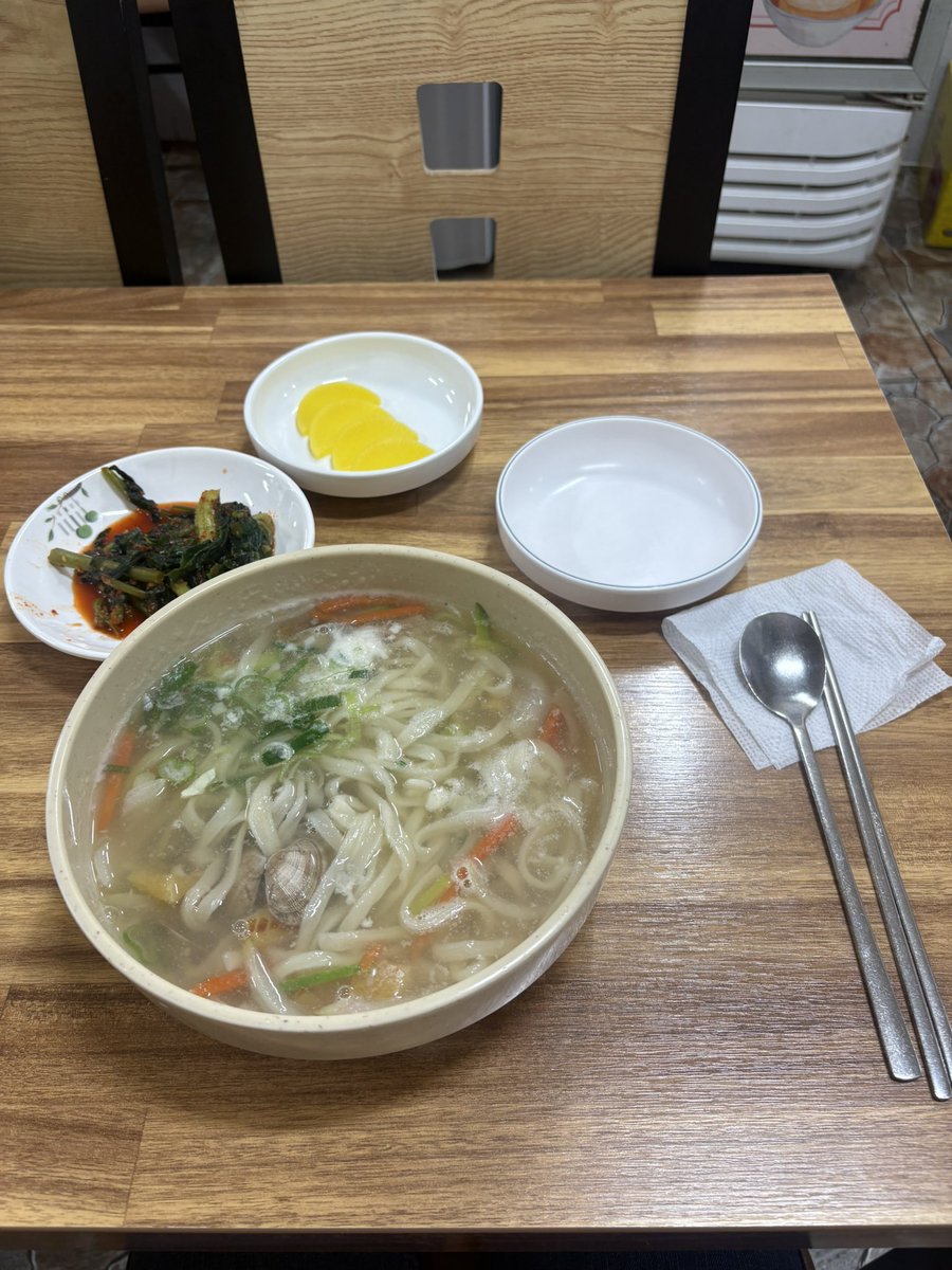 나나시 tweet media
