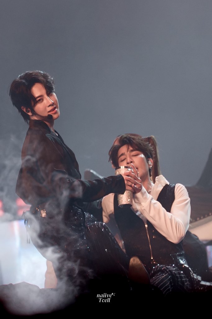 naiivetcellcEM's tweet photo. จังหวะเทน้ำคือป้าจะสิ้น
จริตเคะเพิ่ลหน่ะแหม สิ้นๆๆๆๆๆ สิ้นเท่านั้น

ACCELERATE WITH EARTHMIX D2 #LOLFanFest2026D2  #เอิร์ทมิกซ์ #EarthMix #naiivegraphy https://t.co/H3J1IqxL65