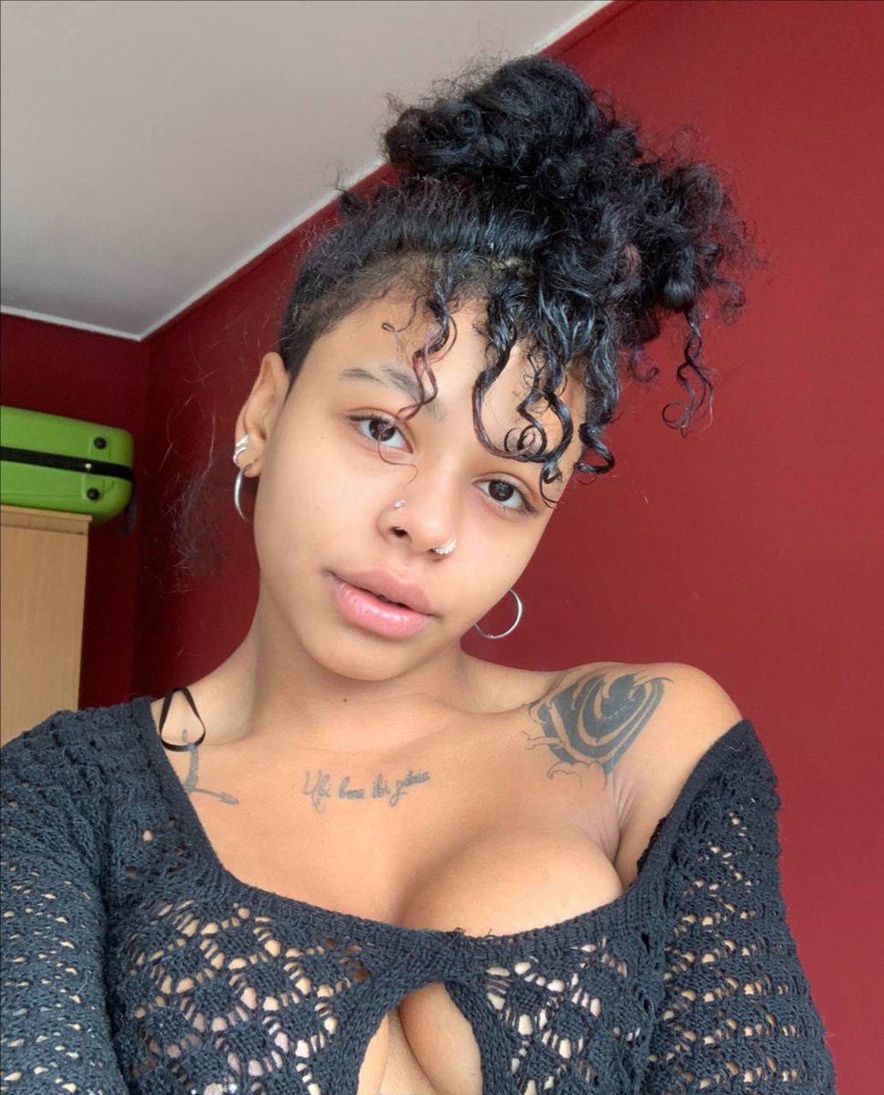 cleo tweet media