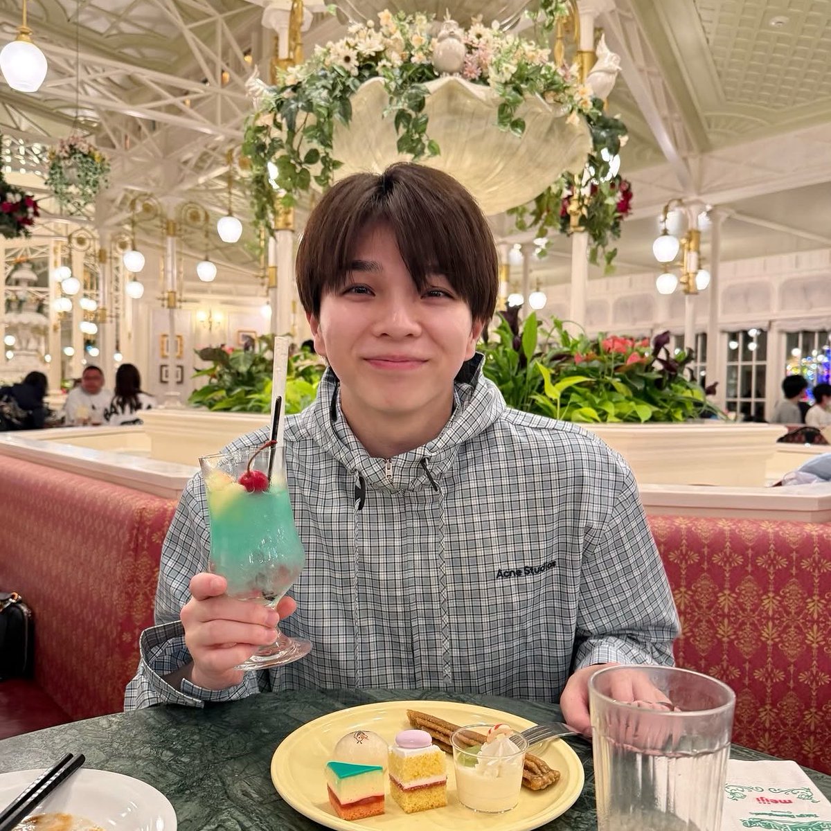 nigipipi's tweet photo. 幸せそうすぎる笑顔😭ありがとう😭🍀
可愛すぎるだいすきです🫶🏻🫶🏻 https://t.co/yRvGkdXDv3